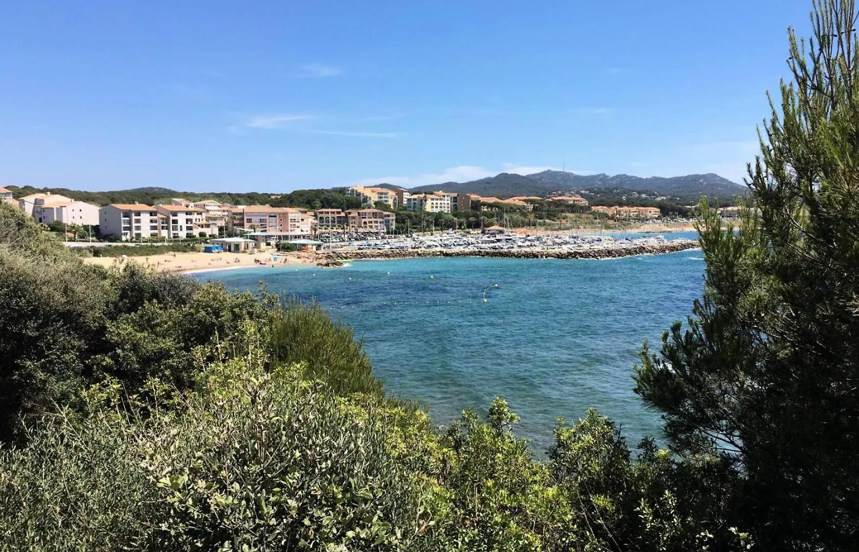 Residence Alisier - T3 Avec Petite Vue Mer Dans Le Domaine De La Coudouliere Mae-8301 Six-Fours-les-Plages